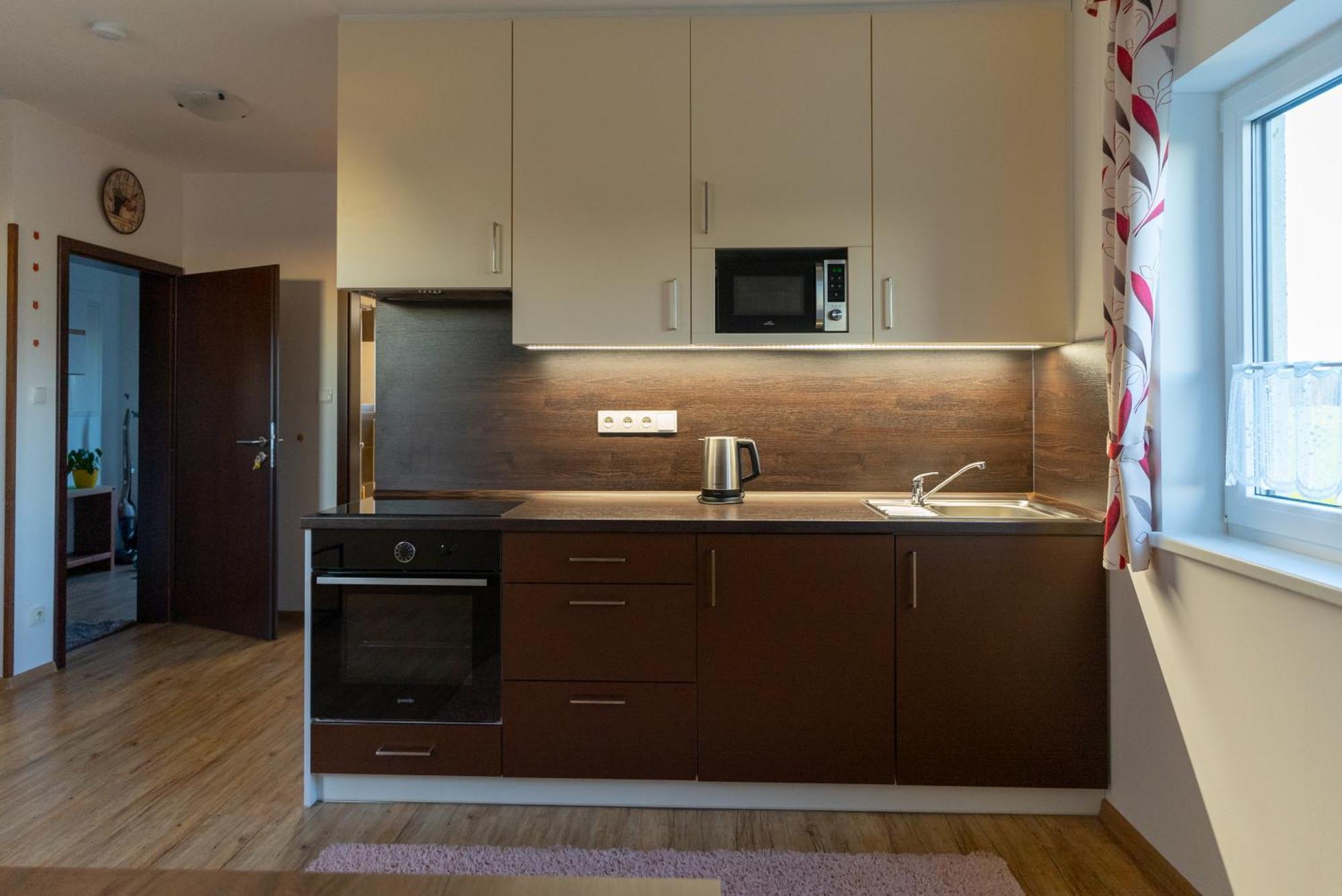 Apartmany Kohoutek A Slepicka V Novohradskych Horach Nové Hrady Extérieur photo