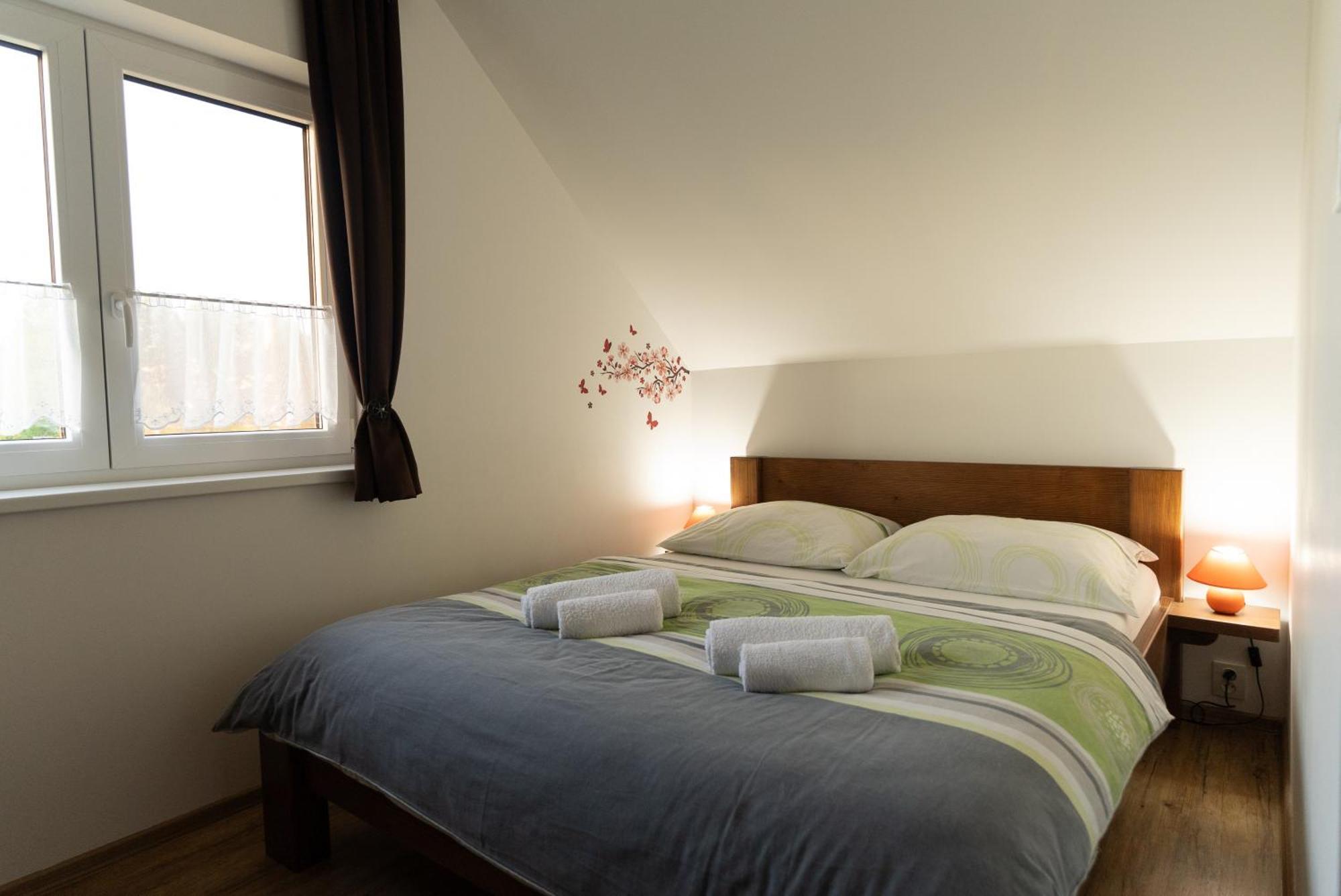 Apartmany Kohoutek A Slepicka V Novohradskych Horach Nové Hrady Extérieur photo