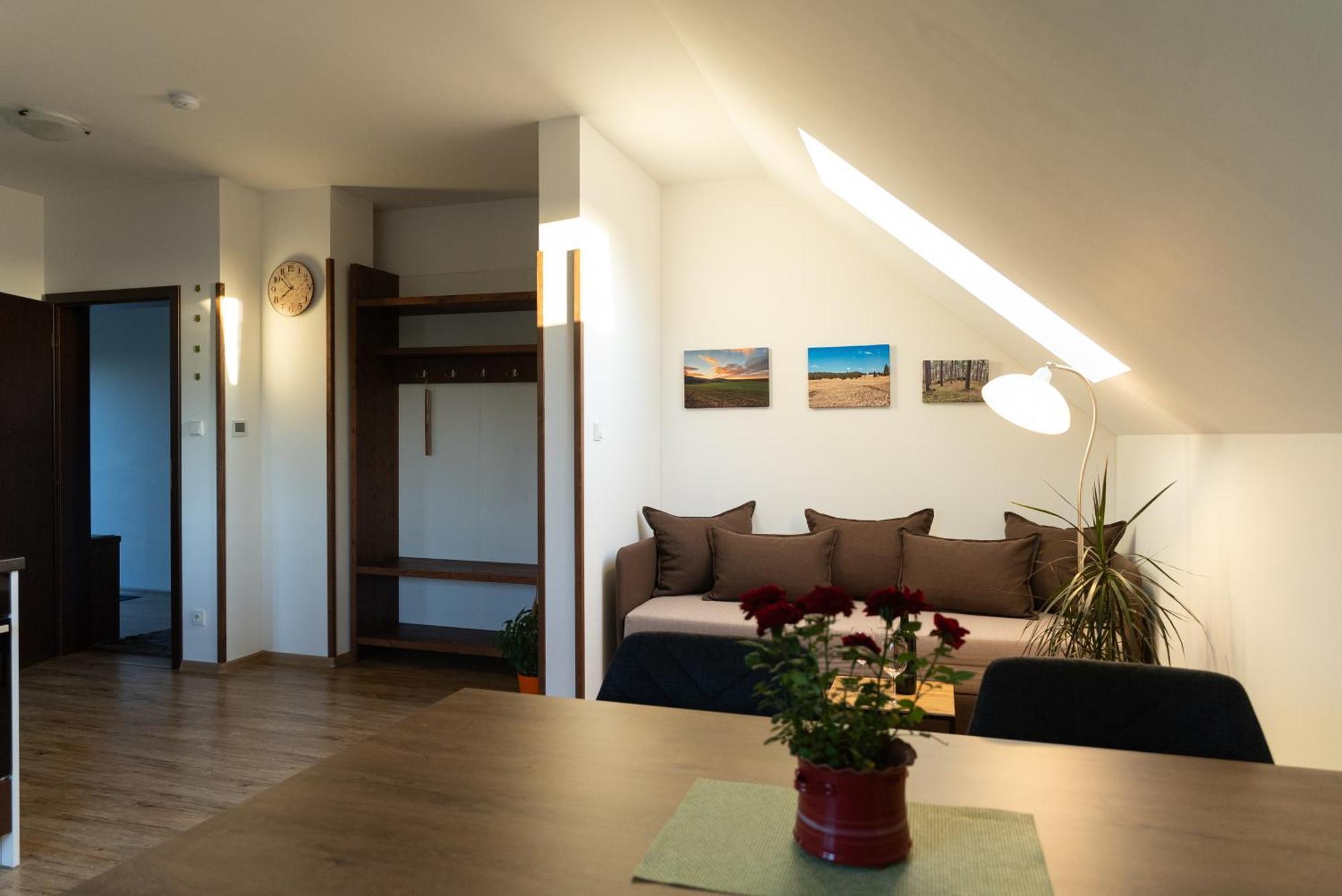 Apartmany Kohoutek A Slepicka V Novohradskych Horach Nové Hrady Extérieur photo